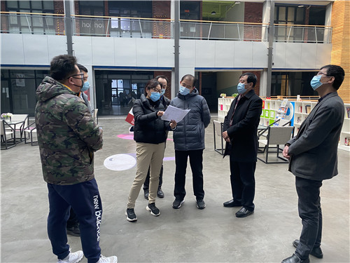 山東出版集團副總經(jīng)理申維龍帶隊到濟南國際創(chuàng)新設計產業(yè)園進行安全生產檢查